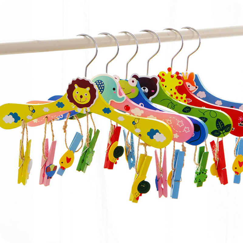 Baby Clothing Rack - Cintres Antidérapants en Bois pour Vêtements