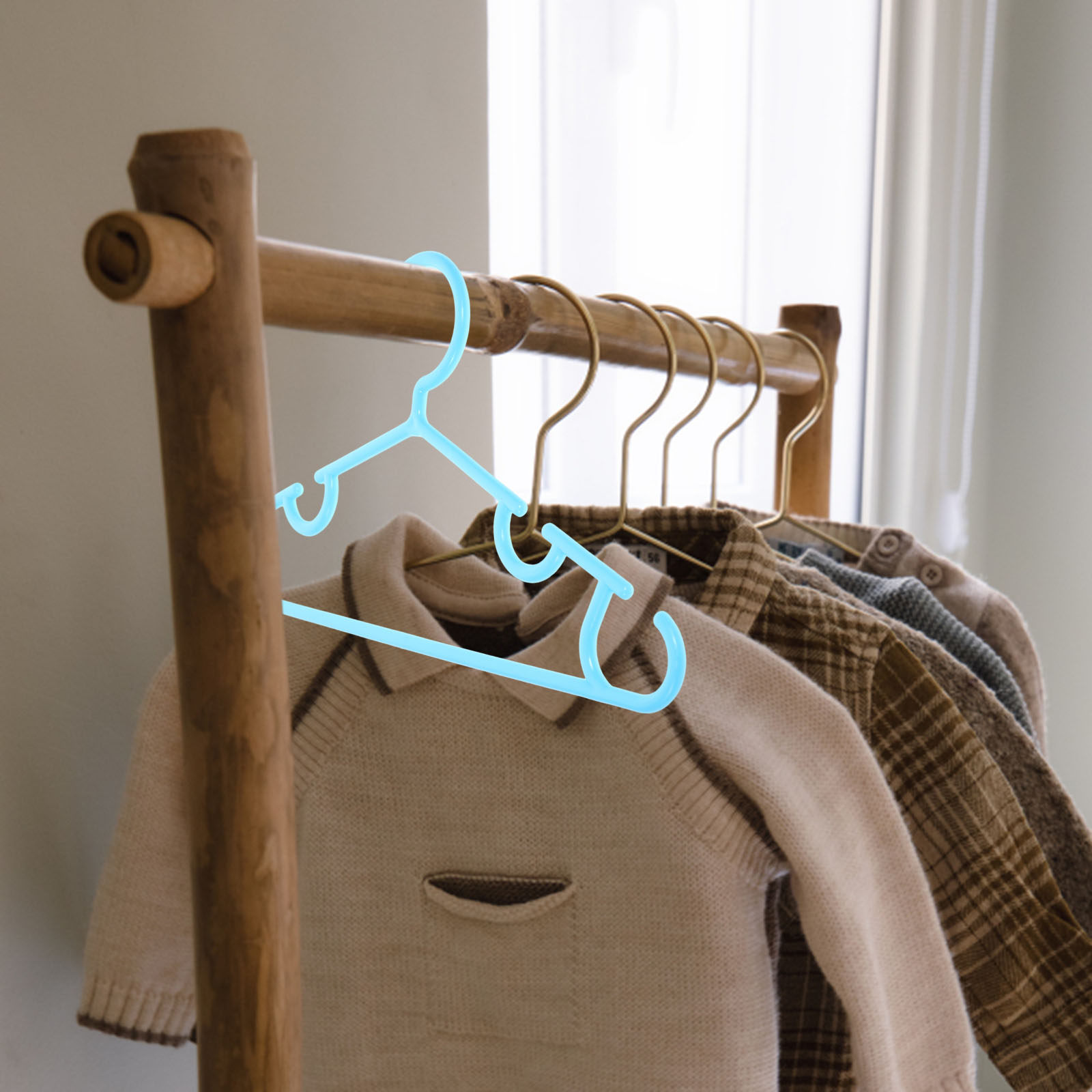 Lot de 10 cintres antidérapant - Baby Clothing Rack avis et prix